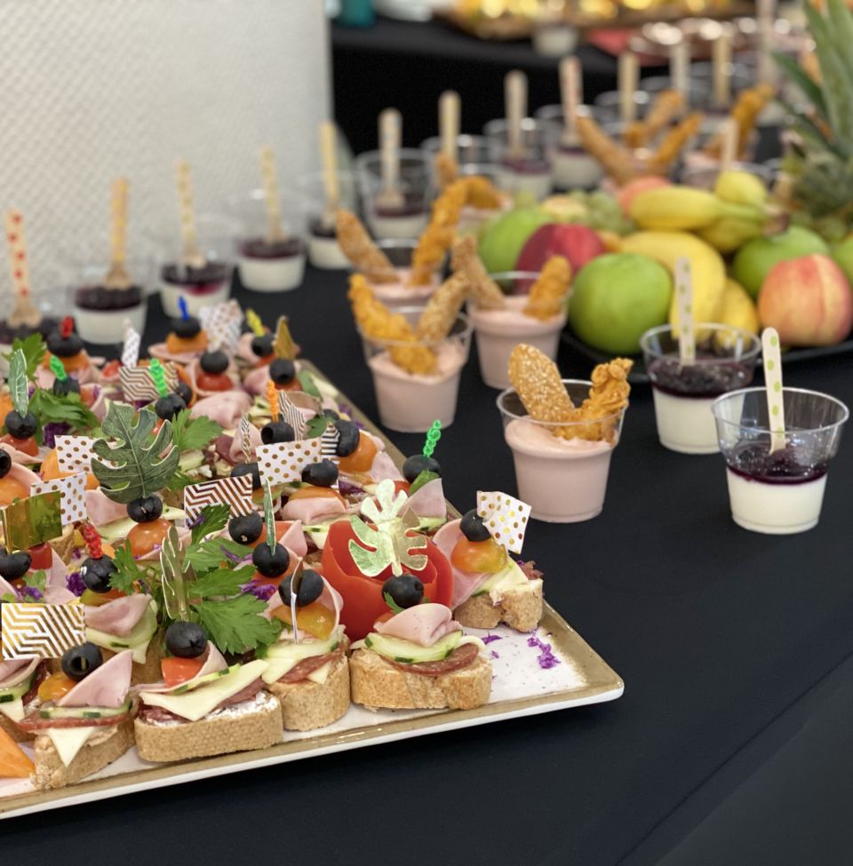 Raznovrsnost okusa i savršena organizacija: Vaš catering partner