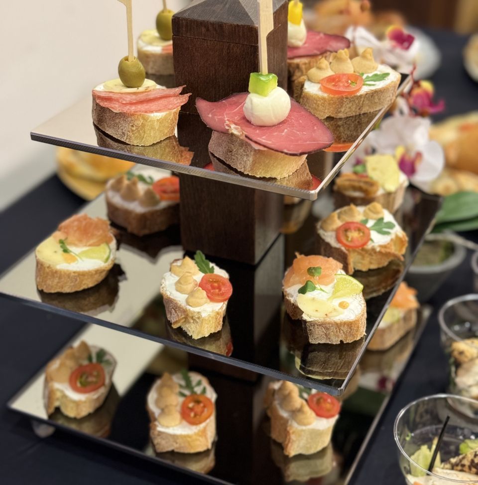 Raznovrsnost okusa i savršena organizacija: Vaš catering partner