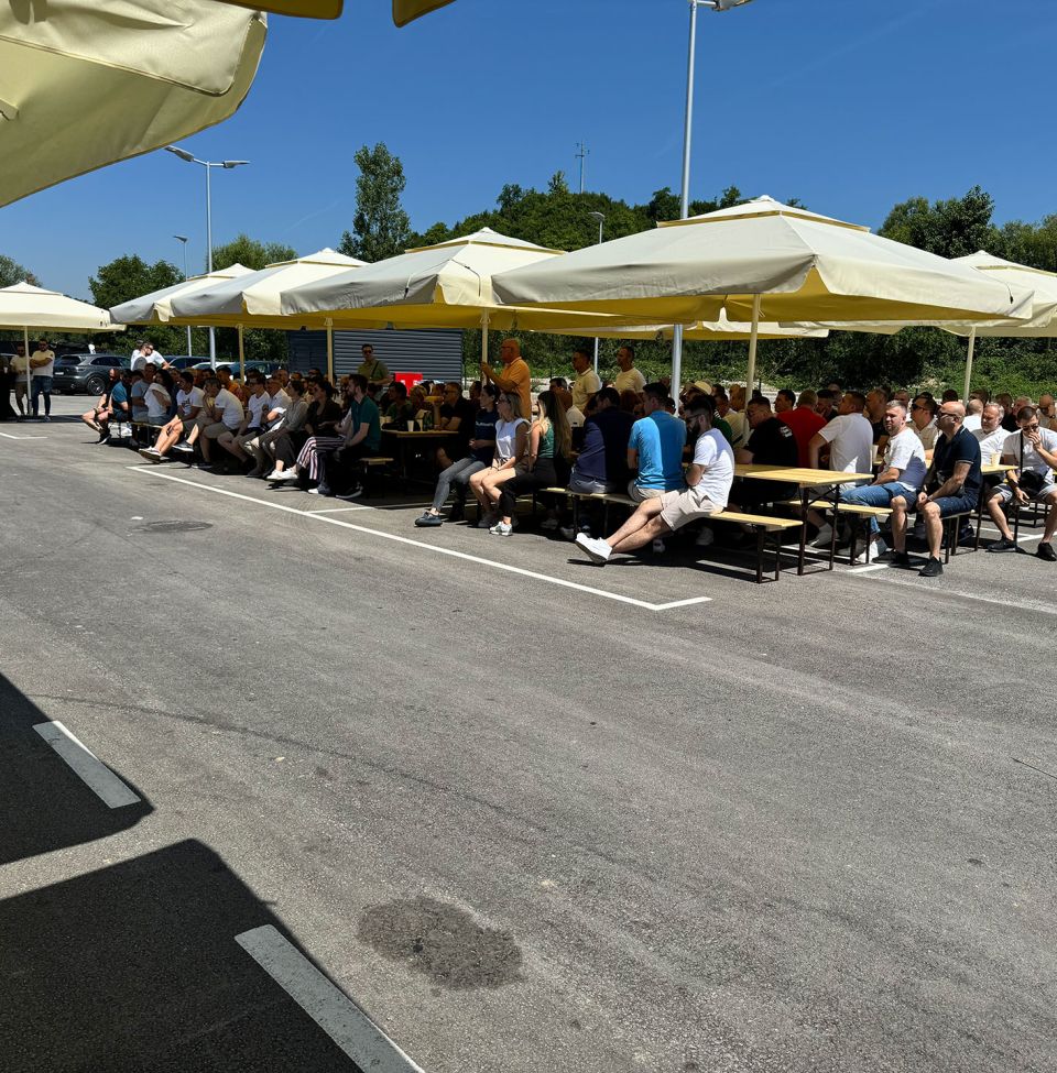 Raznovrsnost okusa i savršena organizacija: Vaš catering partner